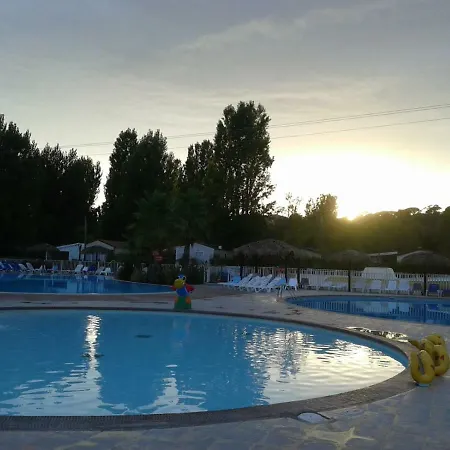 Mobil-home Dans Camping 4 **** - Var